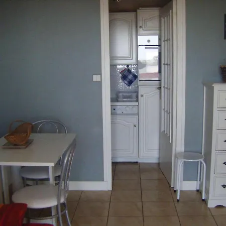 Appart. Moderne, Terrasse, Pret De La Plage, Parking - Fr-1-494-140 * Royan